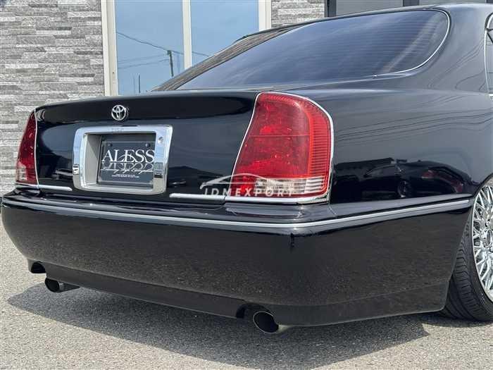 Toyota Crown Majesta 2000 thumbnail 10