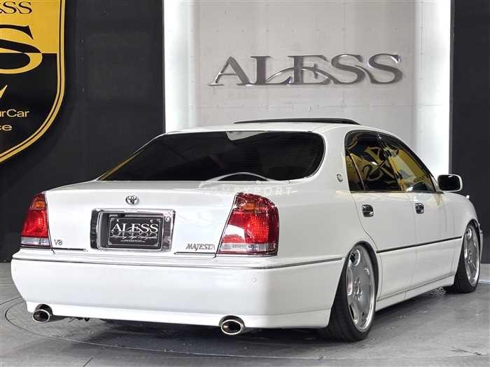 Toyota Crown Majesta 1999 thumbnail 3
