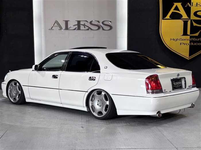 Toyota Crown Majesta 1999 thumbnail 8