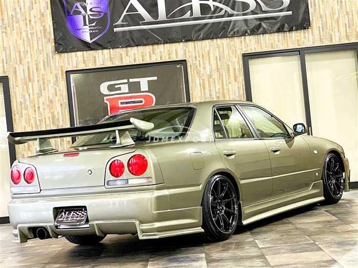 Nissan Skyline 1998 thumbnail 3