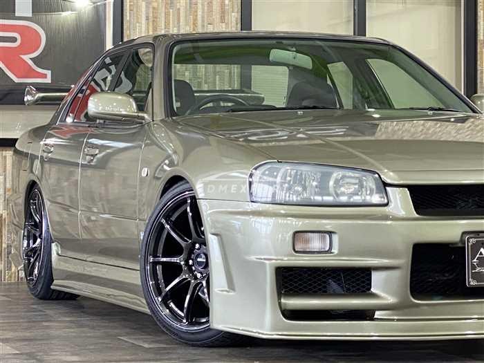 Nissan Skyline 1998 thumbnail 2
