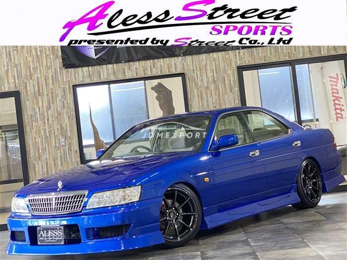 Nissan Laurel 2000