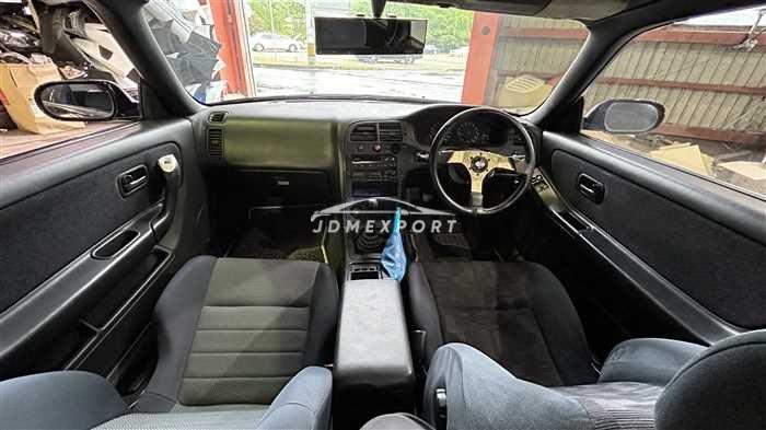 Nissan Skyline Coupe 1993 thumbnail 7