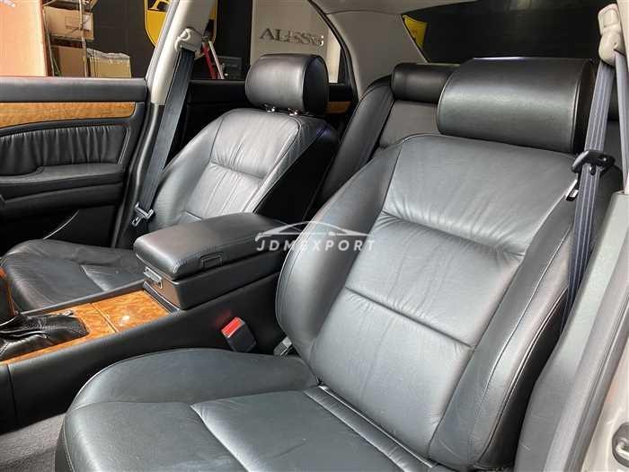 Nissan Gloria Sedan 2001 thumbnail 28