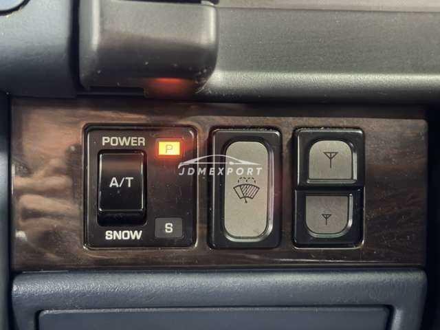 Nissan Cedric 1989 thumbnail 22