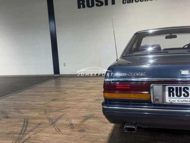 Nissan Cedric 1989 thumbnail 9