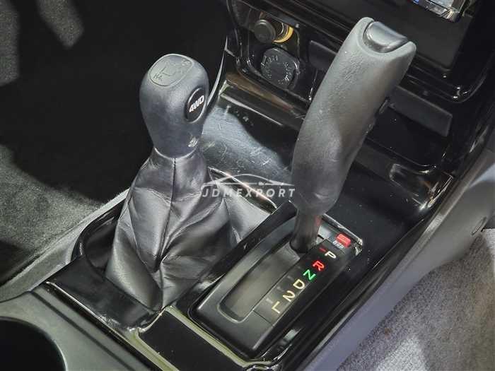 Toyota Hilux Surf 1999 thumbnail 22