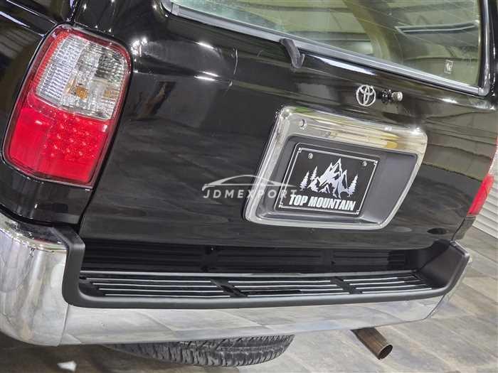 Toyota Hilux Surf 1999 thumbnail 10