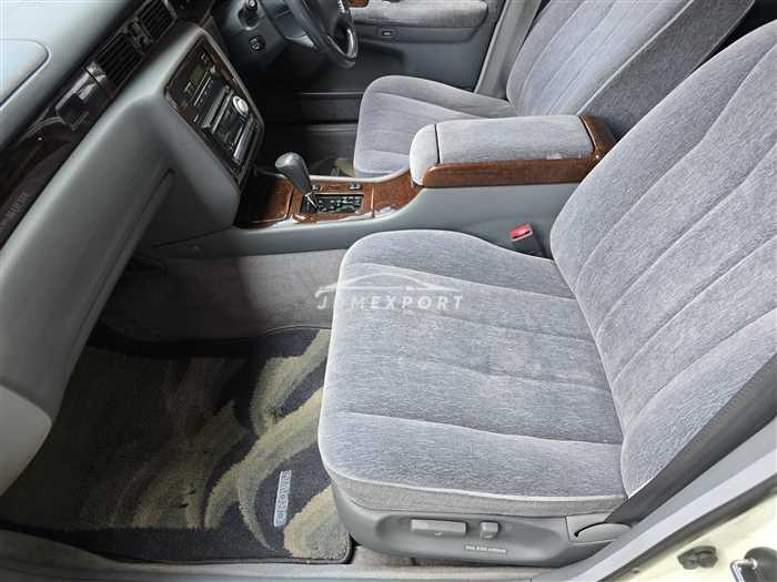 Toyota Crown Majesta 1998 thumbnail 26