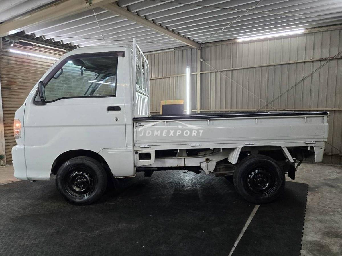 Daihatsu Hijet Truck 2000 thumbnail 10