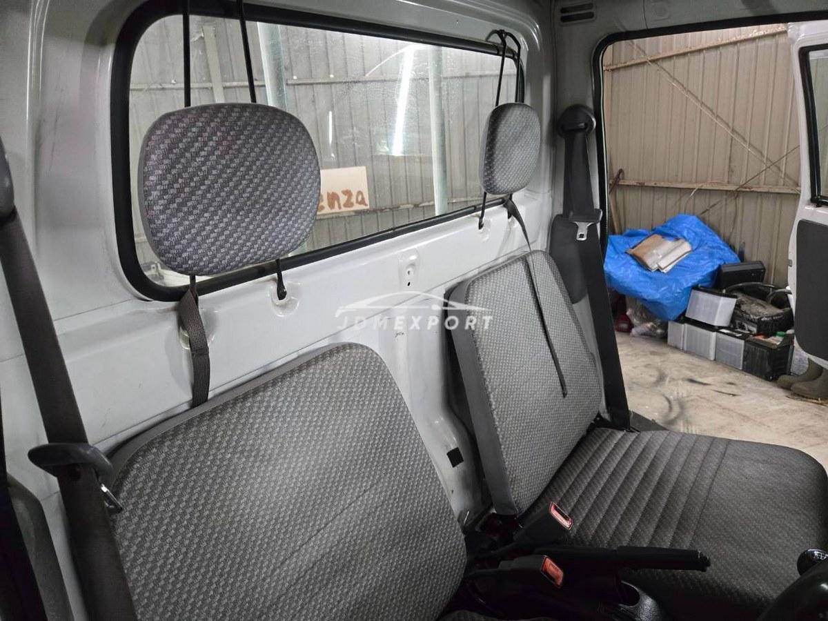 Daihatsu Hijet Truck 2000 thumbnail 25