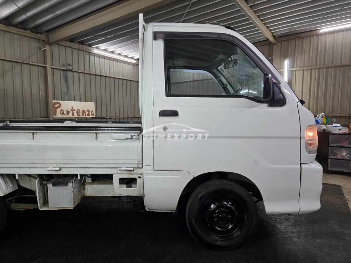 Daihatsu Hijet Truck 2000 thumbnail 16