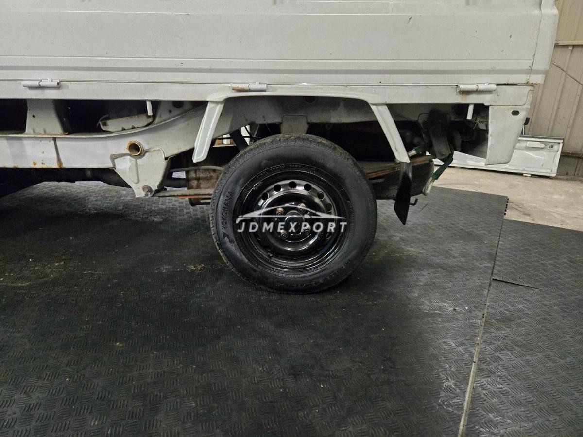 Daihatsu Hijet Truck 2000 thumbnail 39