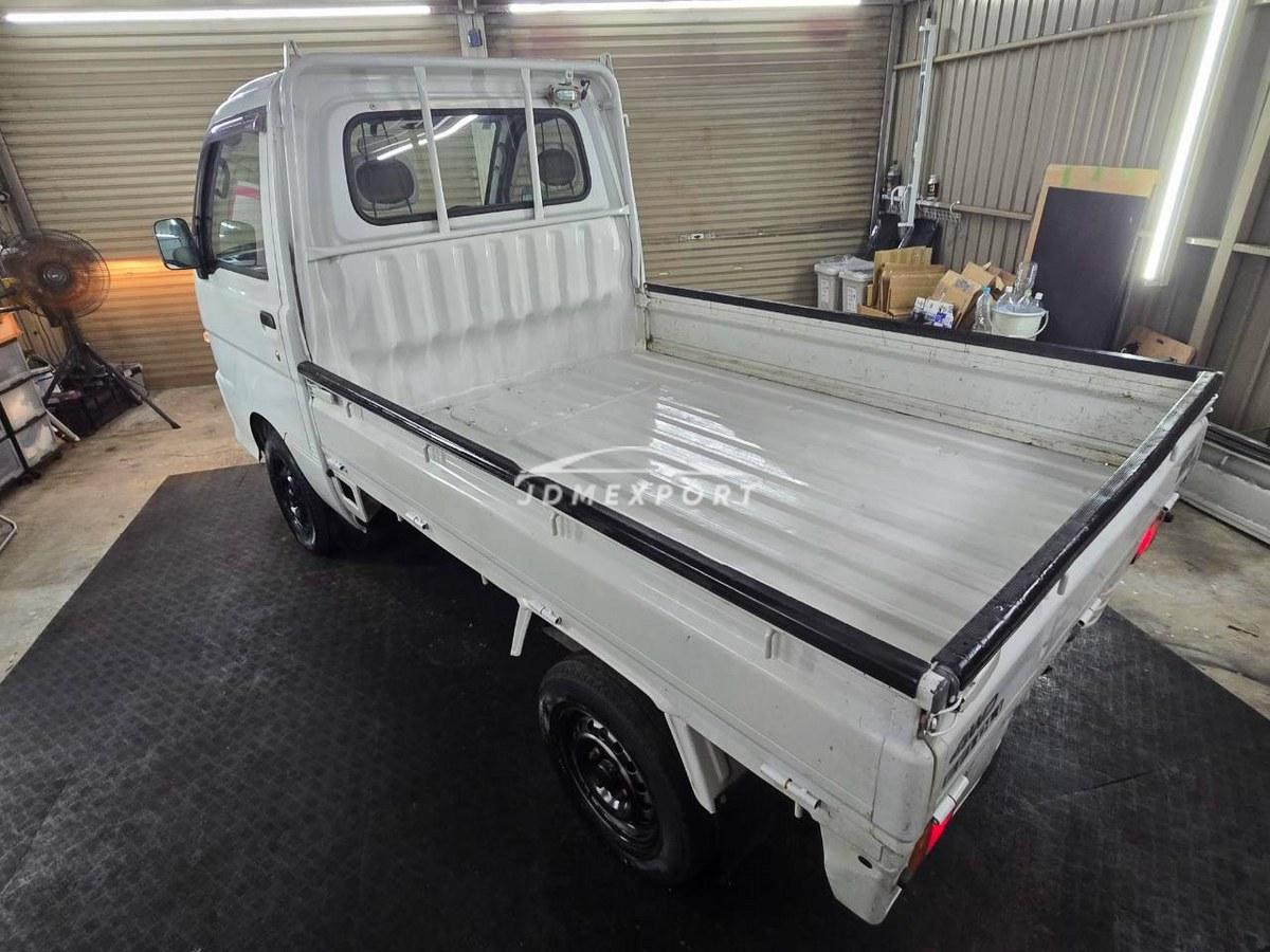 Daihatsu Hijet Truck 2000 thumbnail 5