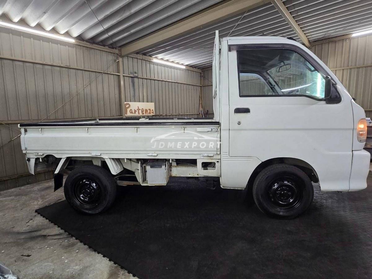 Daihatsu Hijet Truck 2000 thumbnail 15