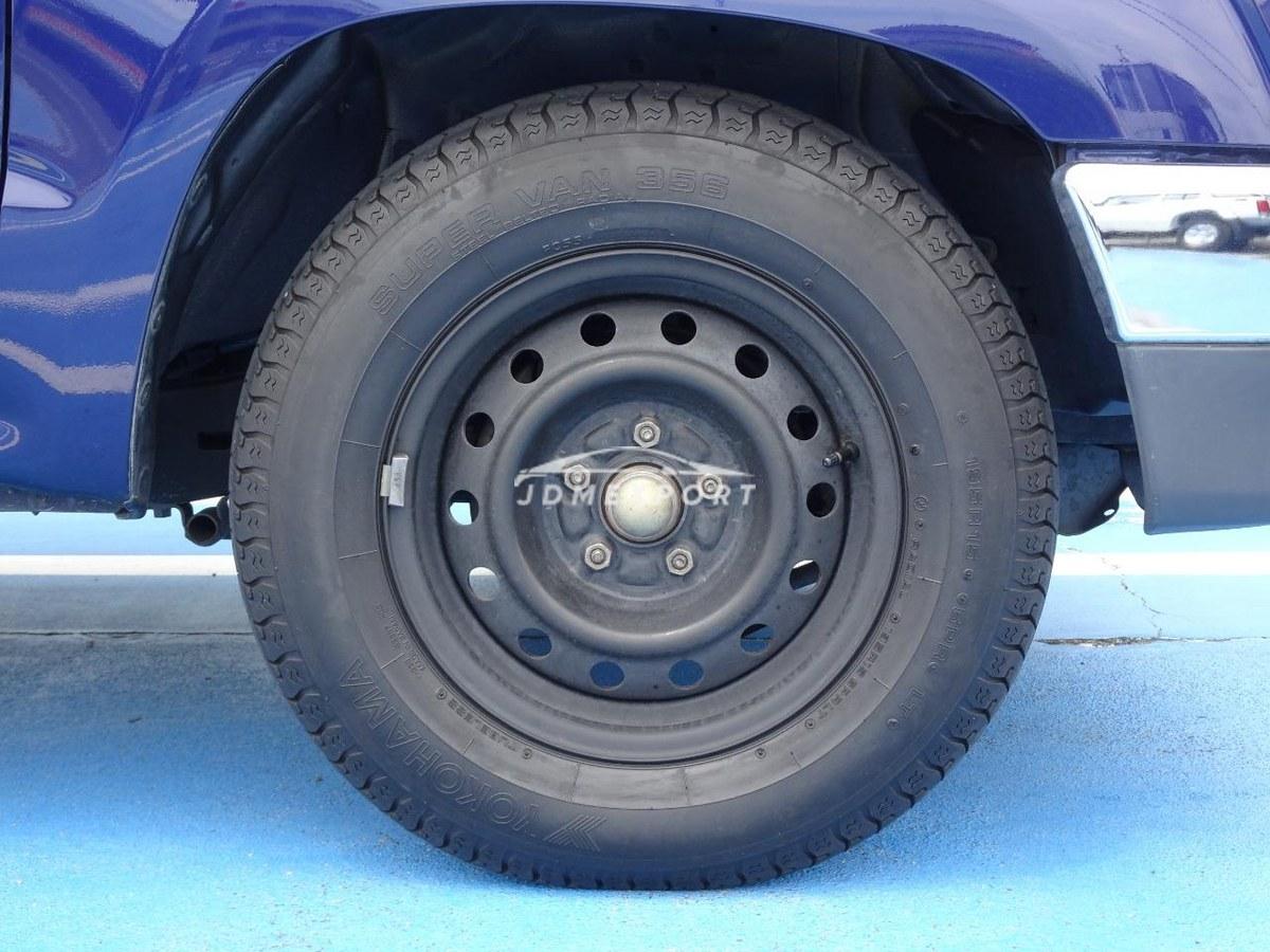 Toyota Hilux 2001 thumbnail 30