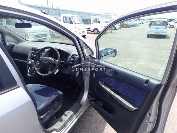 Honda Stream 2001 thumbnail 23