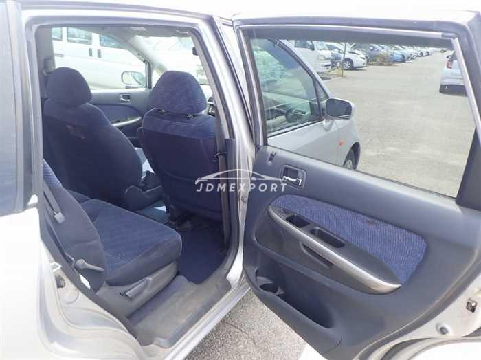 Honda Stream 2001 thumbnail 16