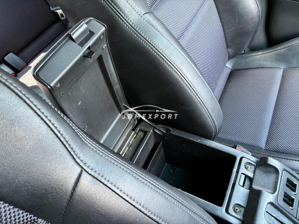 Subaru Legacy B4 2002 thumbnail 42