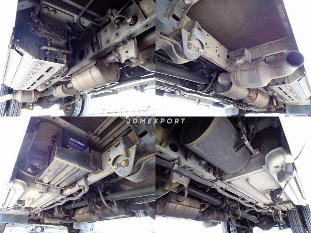 Toyota Coaster 2000 thumbnail 27