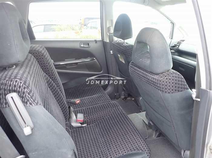 Honda Stream 2001 thumbnail 16