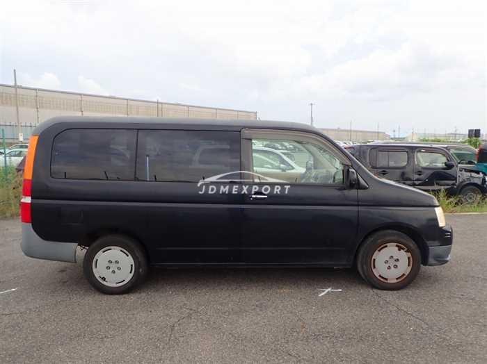 Honda stepwagon 2001 thumbnail 3