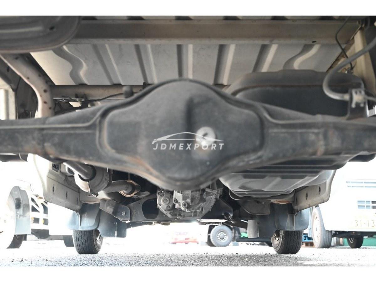 Suzuki Carry Truck 2000 thumbnail 31