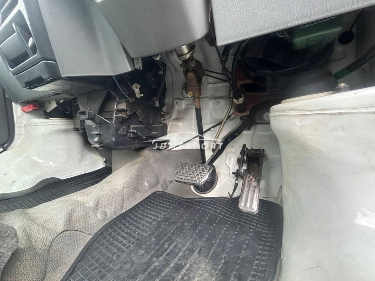 Suzuki Carry Truck 2001 thumbnail 36