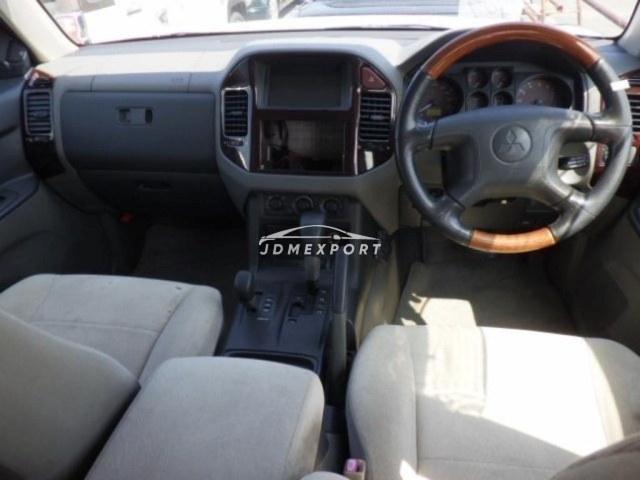 Mitsubishi Pajero 1999 thumbnail 4