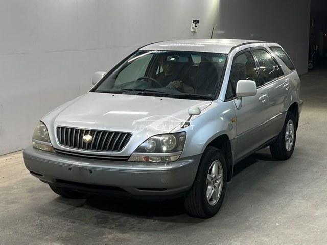 Toyota Harrier 1999