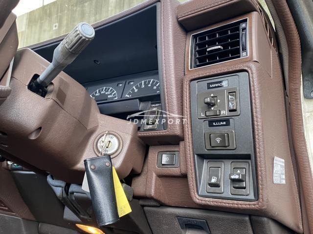 Nissan Gloria Van 1986 thumbnail 10