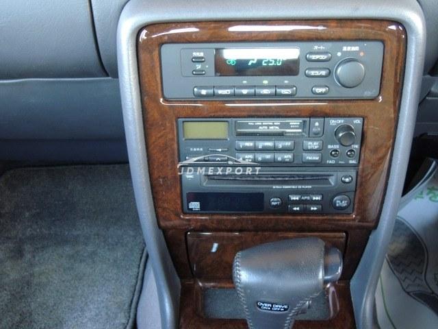 Nissan Gloria Van 1994 thumbnail 10