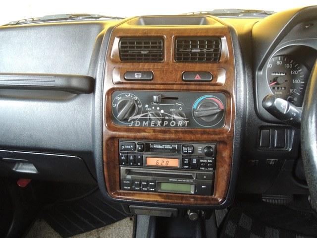 Mitsubishi Pajero Jr 1998 thumbnail 9