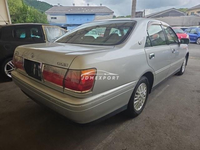 Toyota Crown 2000 thumbnail 2