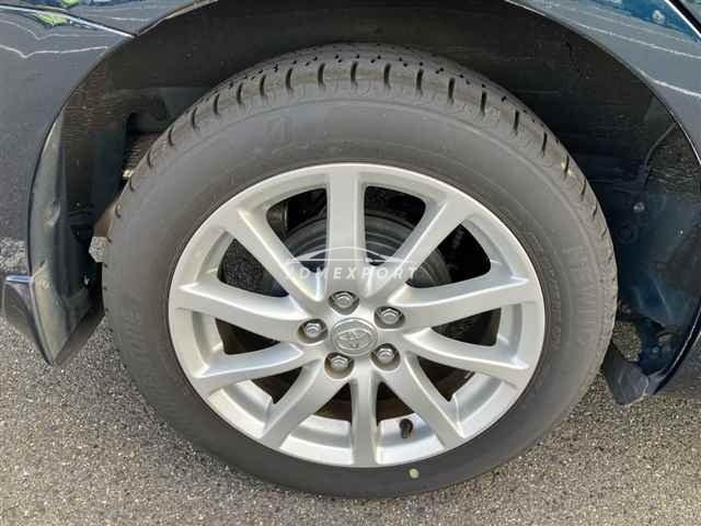 Toyota Premio thumbnail 10