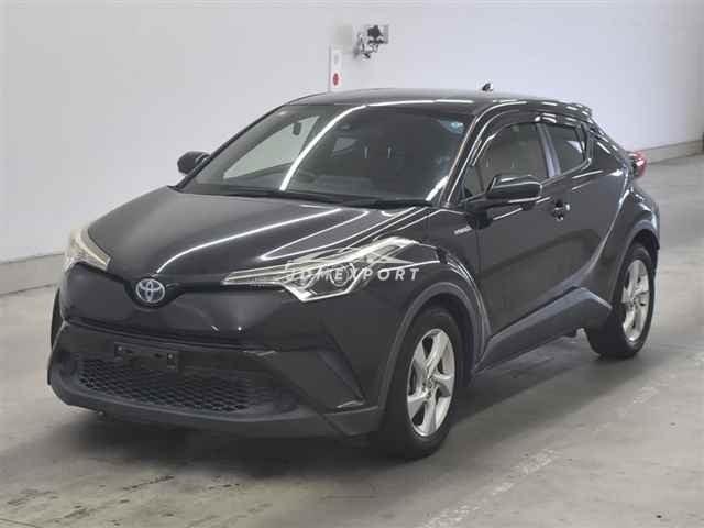 Toyota C-HR thumbnail 5