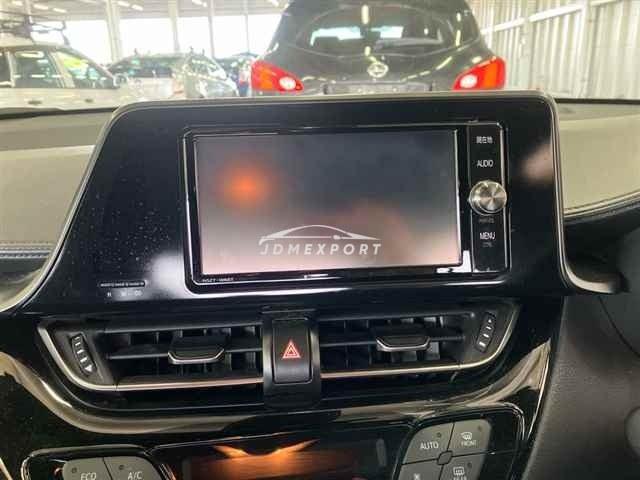 Toyota C-HR thumbnail 7