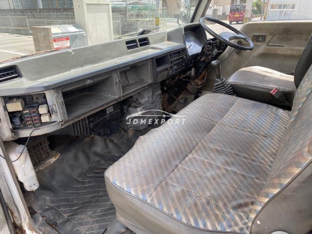 Mitsubishi Fuso Canter 1991 thumbnail 11