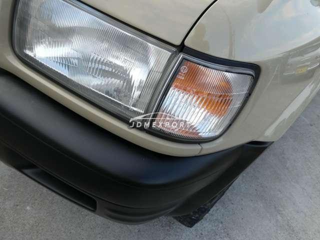 Isuzu Wizard 2000 thumbnail 19