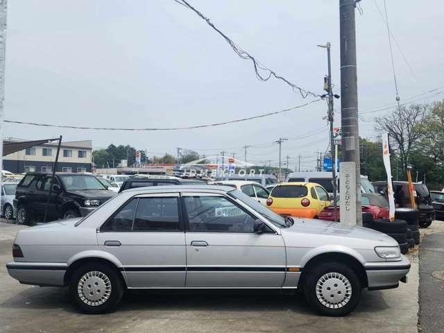 Nissan Bluebird 1988 thumbnail 3