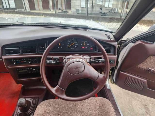Nissan Bluebird 1988 thumbnail 18