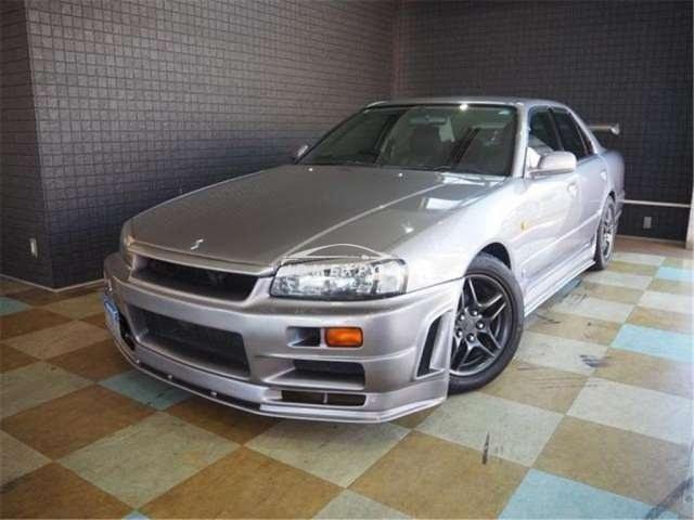 Nissan Skyline 2000