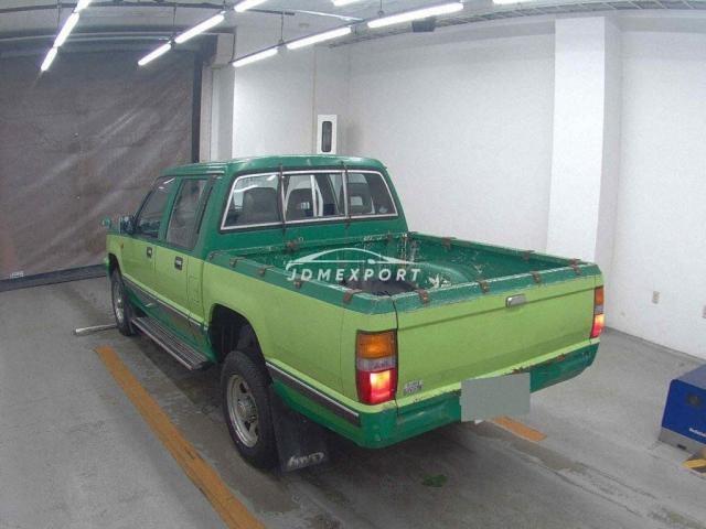 Mitsubishi Strada 1994 thumbnail 2