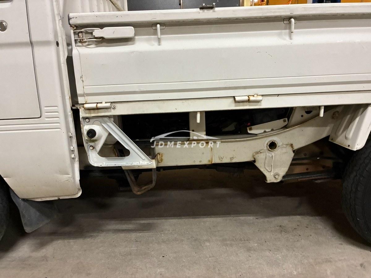 Daihatsu Hijet Truck 2000 thumbnail 26