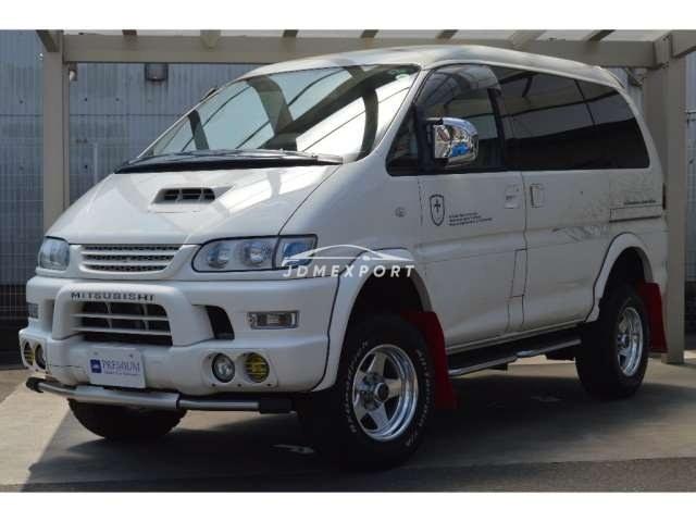 Mitsubishi Delica Spacegear 1999