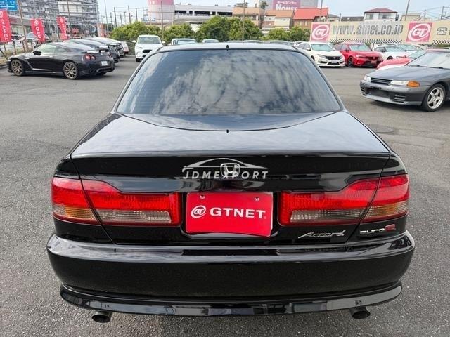Honda Accord 2000 thumbnail 13