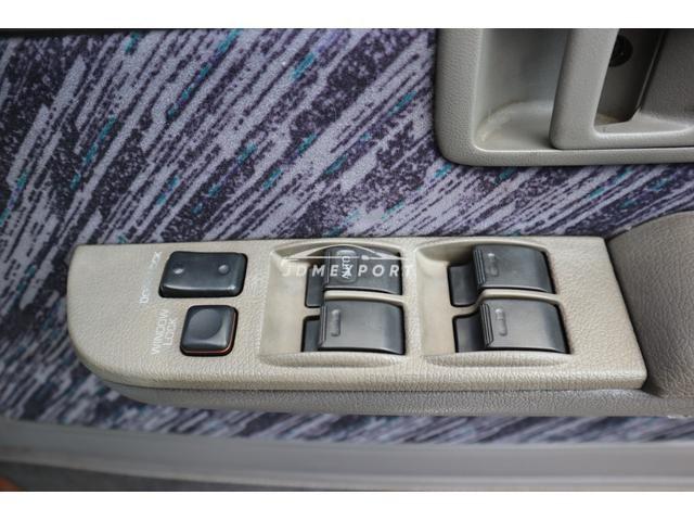 Toyota Land Cruiser Prado 1994 thumbnail 34
