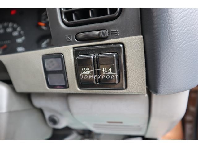 Toyota Land Cruiser Prado 1994 thumbnail 33