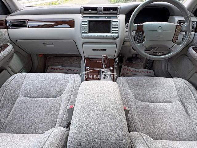 Toyota Crown Majesta 1999 thumbnail 3
