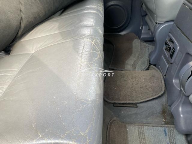 Toyota Land Cruiser Prado 1998 thumbnail 12
